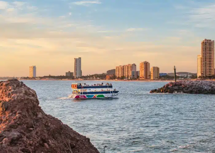 In Mazatlán, the eclipse pairs beautifully with the city's coastal beauty.