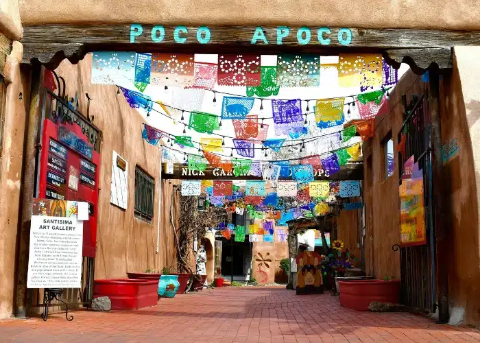Visit affordable Albuquerque with your family this spring break